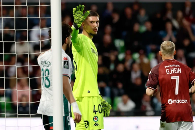 Robin Risser visé par Nice @Alamy