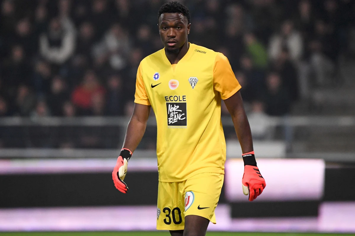 Yahia Fofana pourrait quitter Angers pour l'Angleterre