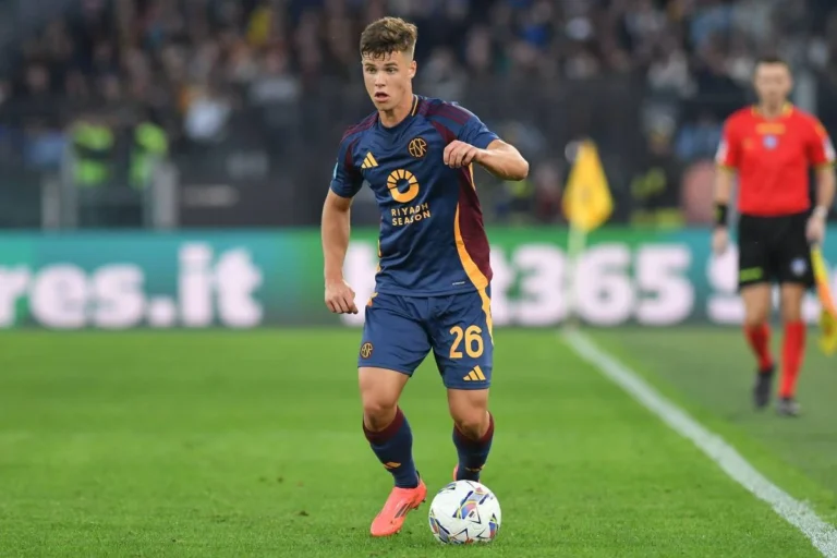 Samuel Dahl lors de ses rares apparitions à la Roma @Alamy