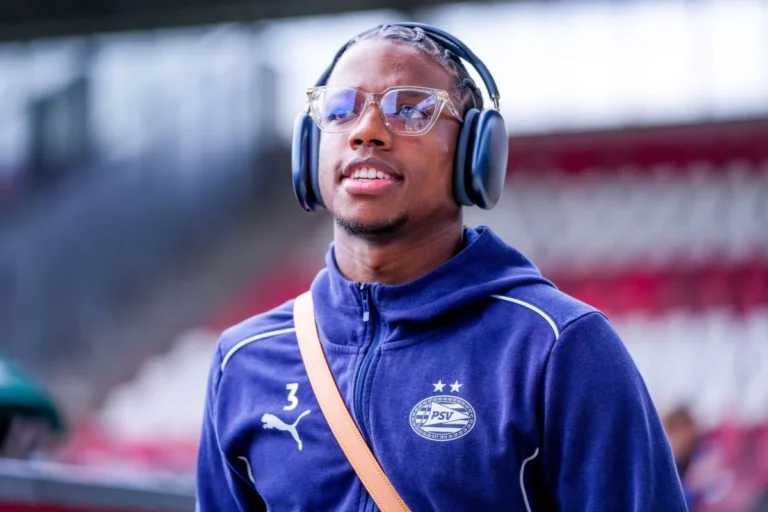 Malacia lors de son prêt au PSV @Alamy