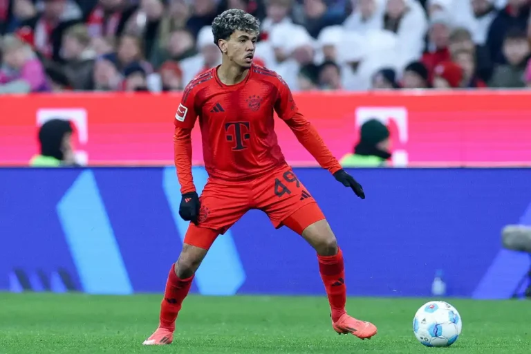 Le Bayern Munich cède Adam Aznou