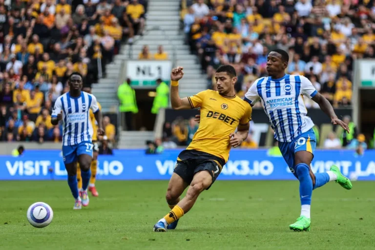 André avec Wolverhampton @Alamy