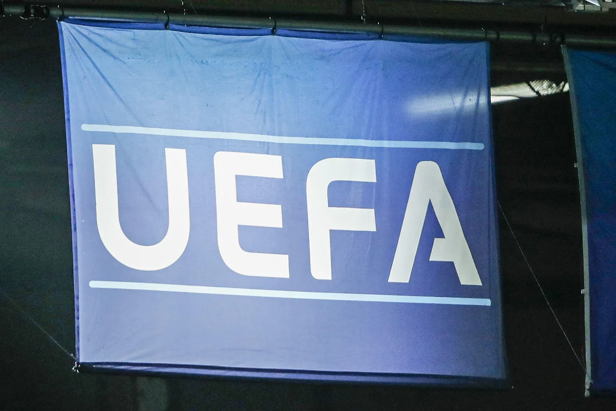 Arsenal dans la tourmente, l'UEFA impose des sanctions draconiennes