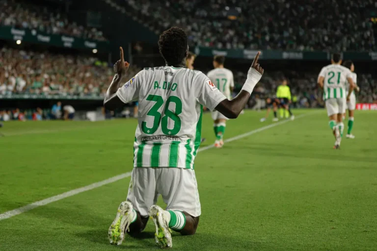 Assane Diao visé par Everton ©Alamy