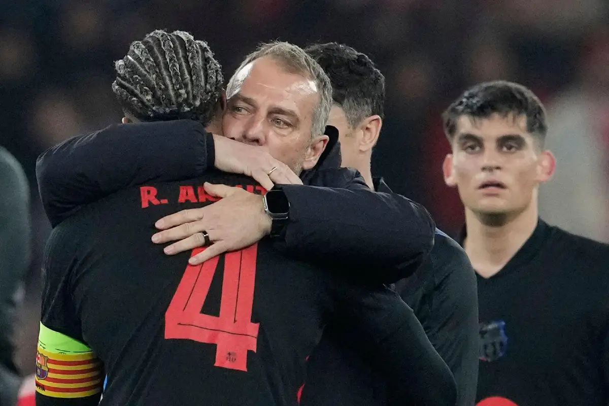 Barça : Flick confirme pour Ronald Araujo