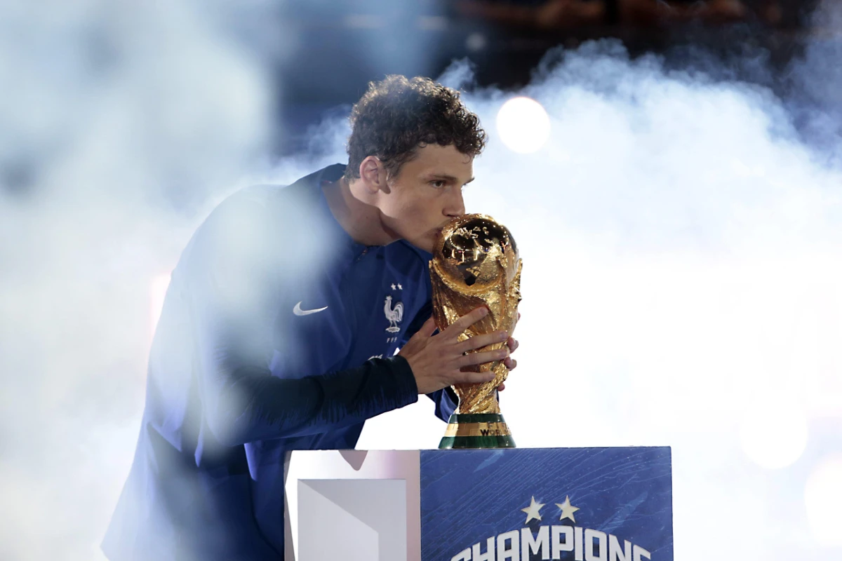 Manchester United se penche sur un champion du Monde français