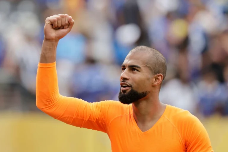 Chelsea : Une légende du club vomit Robert Sanchez