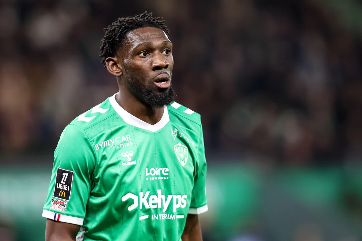 ASSE : Nouvelle piste à l'étranger pour Dylan Batubinsika