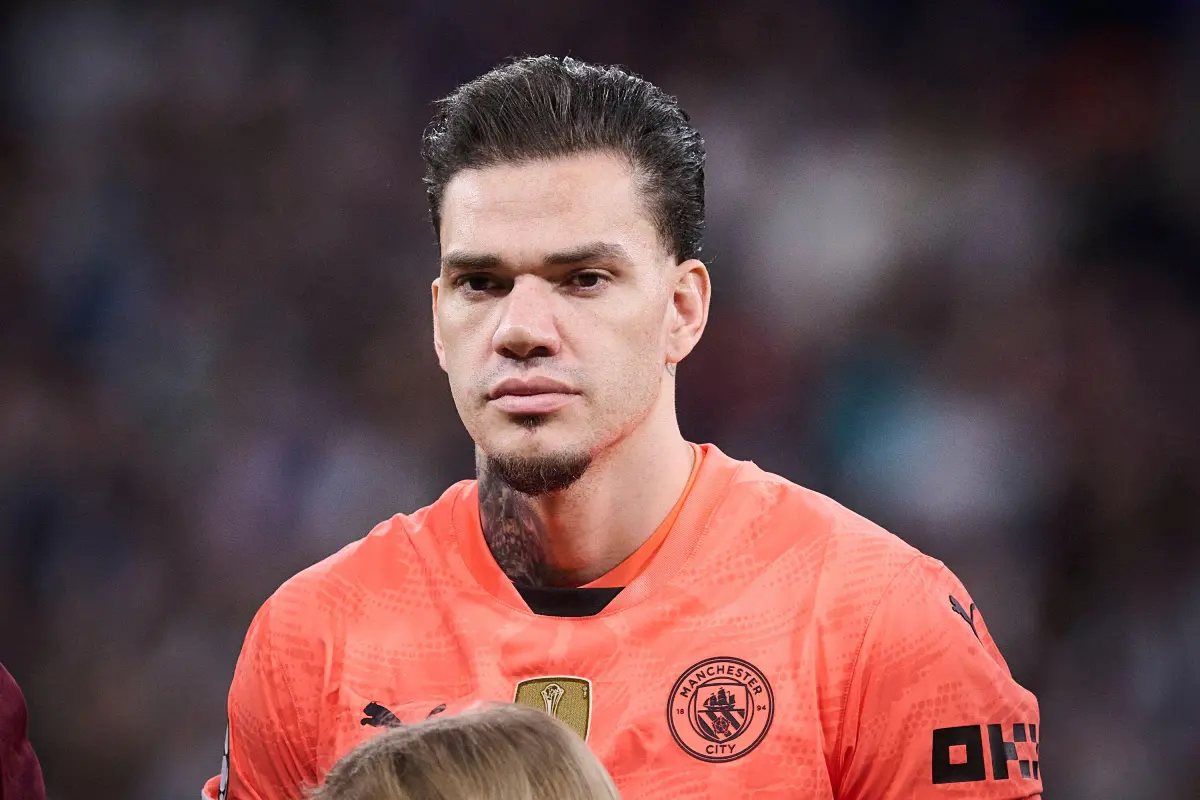 Man City : Une offre est arrivée pour Ederson