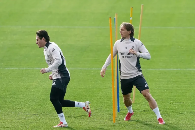 Fran Garcia visé par le Milan AC avec la bénédiction de Luka Modric ©Alamy