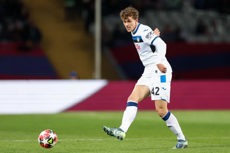 Giorgio Scalvini avec l'Atalanta Bergame @Alamy