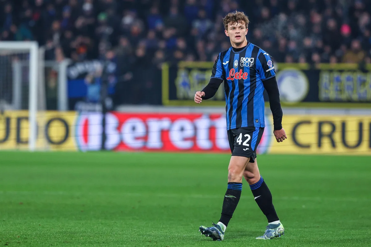 Tottenham vise un jeune défenseur italien