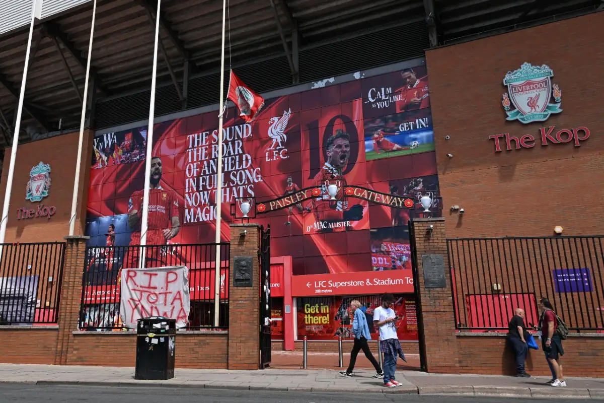 Liverpool : le gigantesque hommage à Diogo Jota