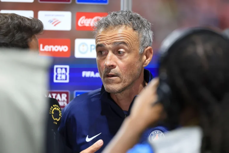 Luis Enrique piquant avant Madrid