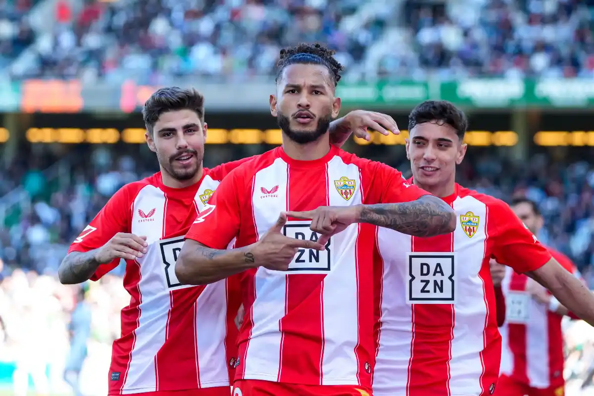 Le buteur à 25M¬ qui affole les cadors européens