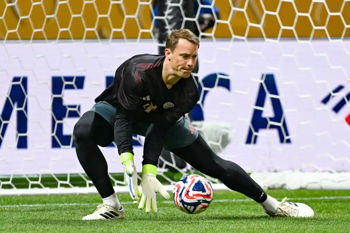Ter Stegen : Manuel Neuer se frotte les mains