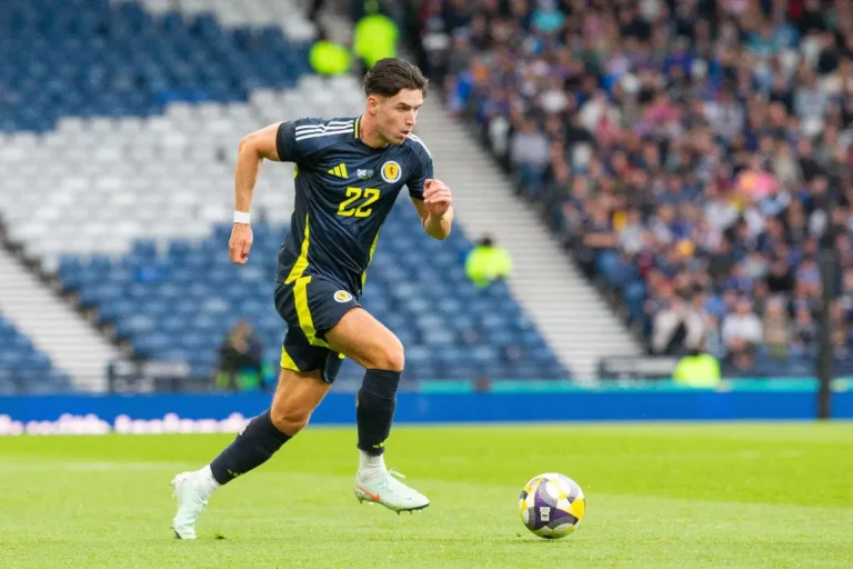 Max Johnston avec l'Ecosse @Alamy