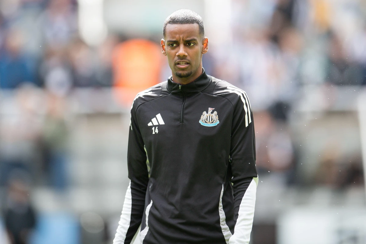 Newcastle : Isak snobe Liverpool et file en Arabie Saoudite