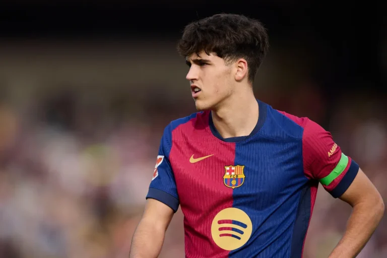 Pau Cubarsí, déjà leader au FC Barcelone à 18 ans