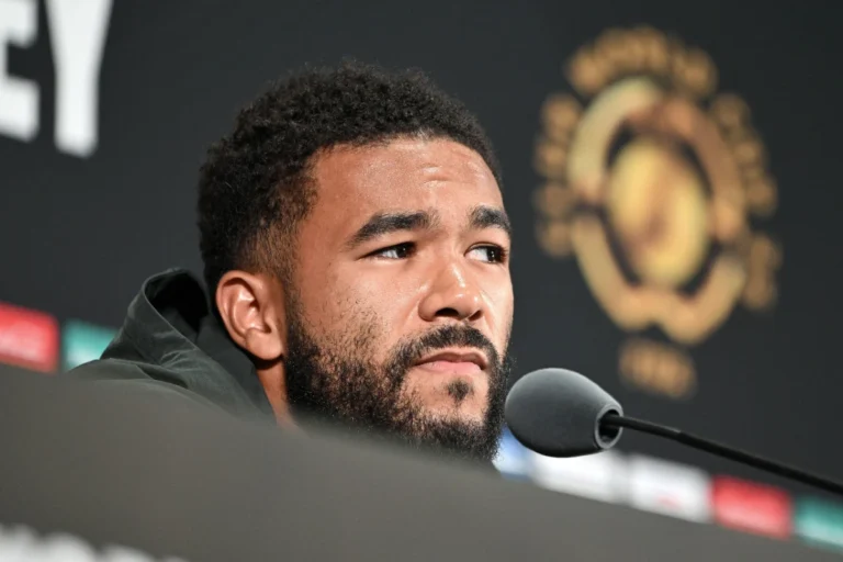 Reece James en conférence de presse ce 11 juillet pour la finale de la Coupe du Monde des Clubs ©Alamy