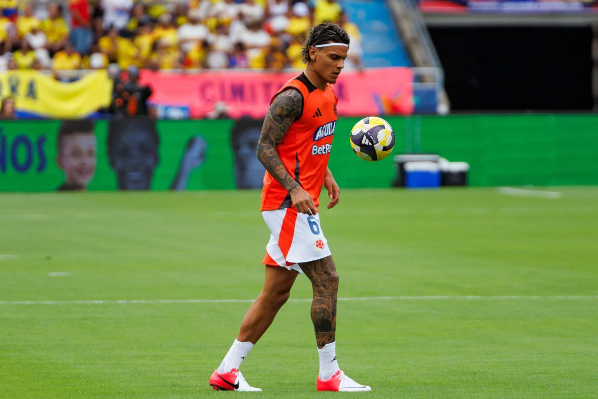Richard Rios jure fidélité à l'AS Roma