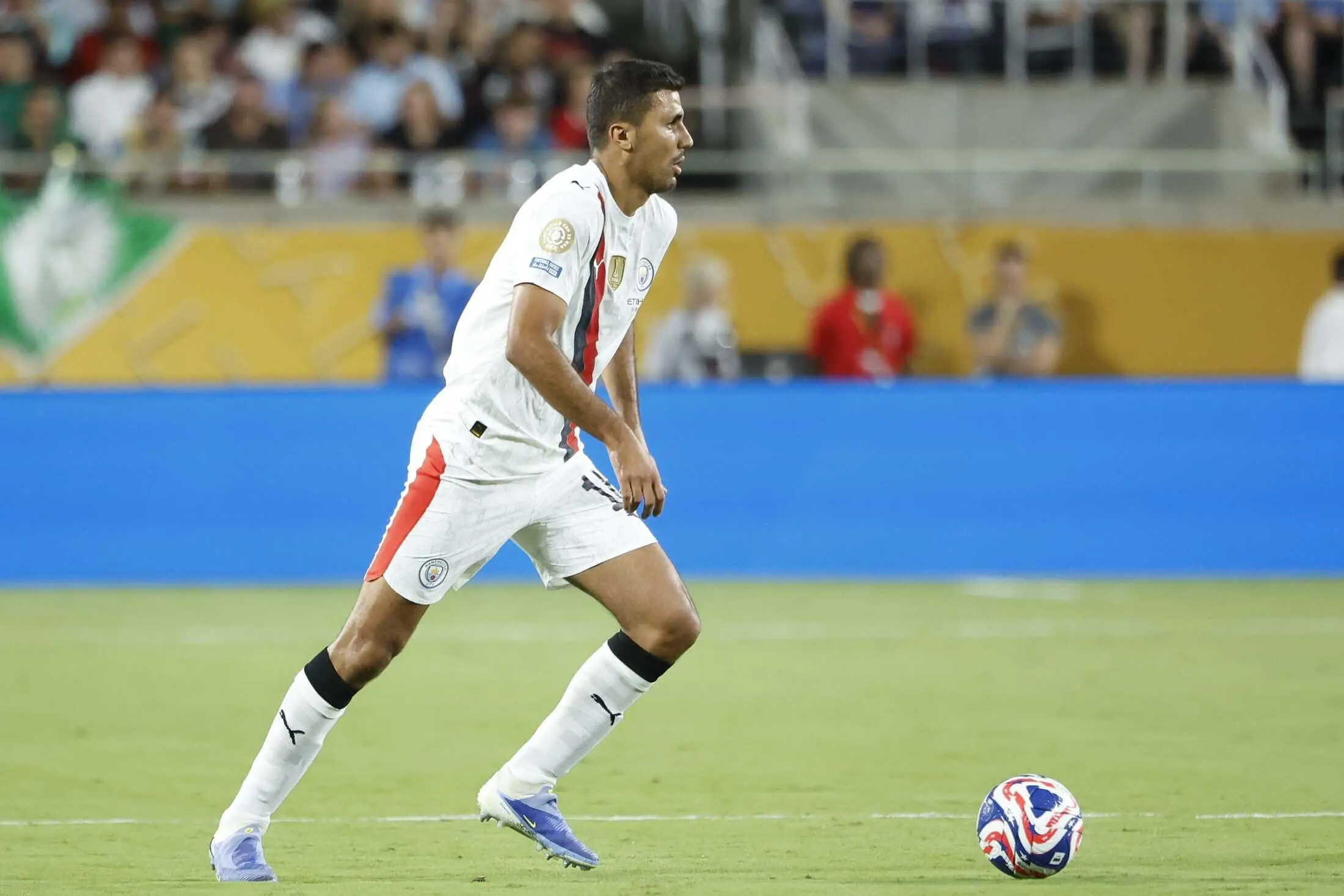 Real Madrid : Eduardo Camavinga ou Rodrygo sacrifiés pour Rodri
