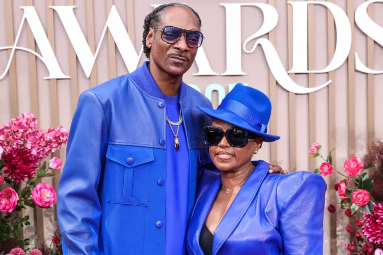 Snoop Dogg file à Swansea !