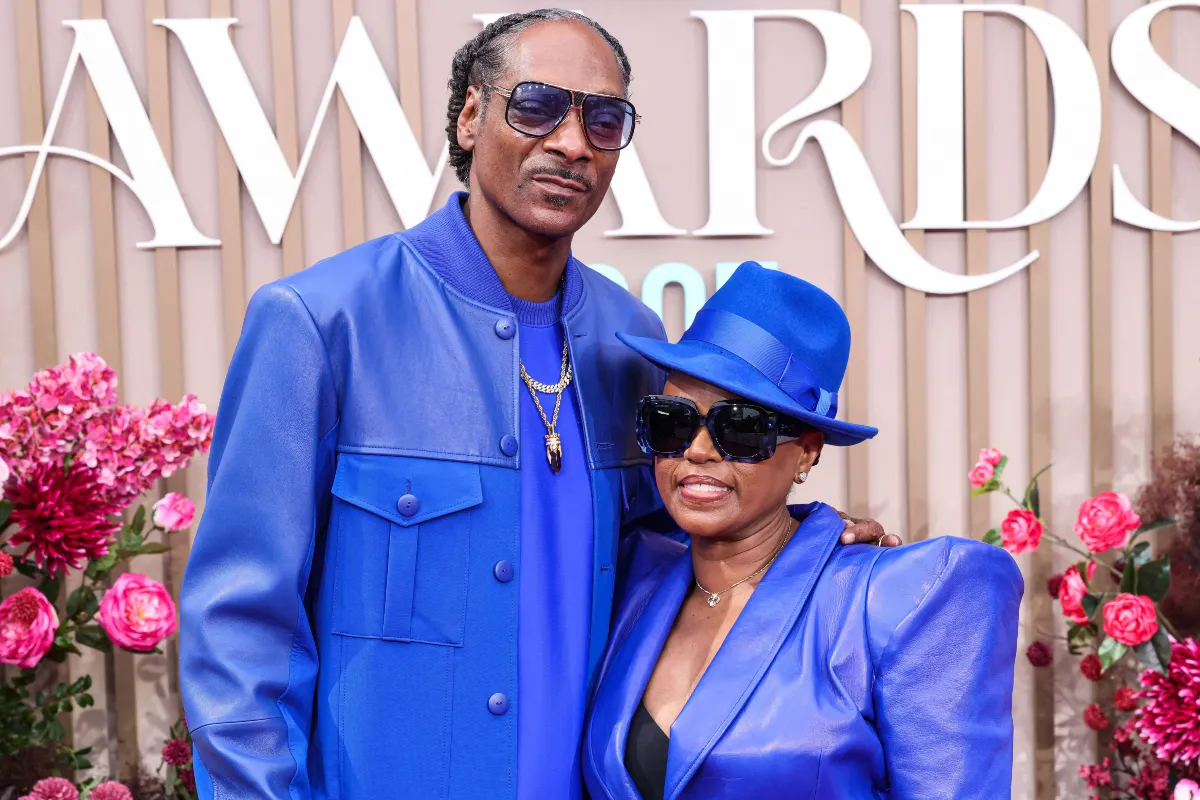 Snoop Dogg file à Swansea !