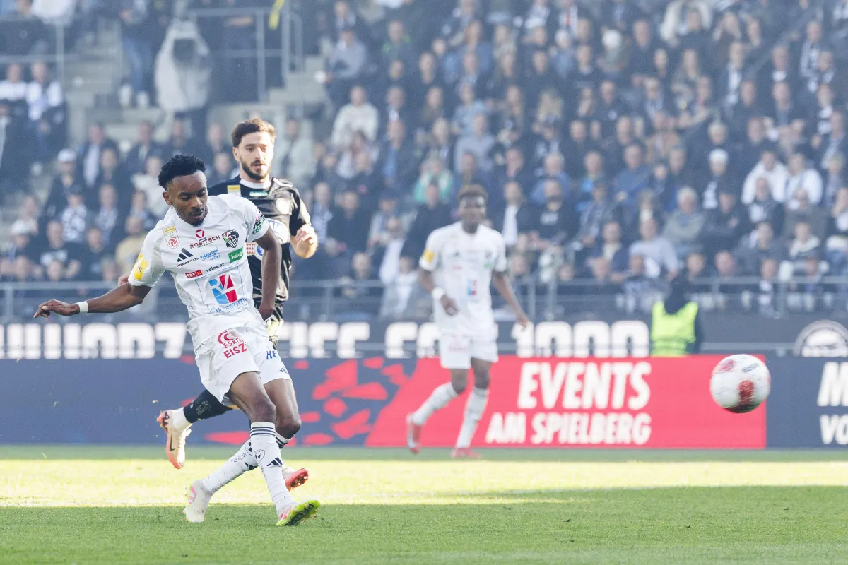 RC Lens : Une piste offensive à l'étude en Autriche