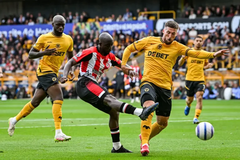 Yoane Wissa avec Brentford @Alamy
