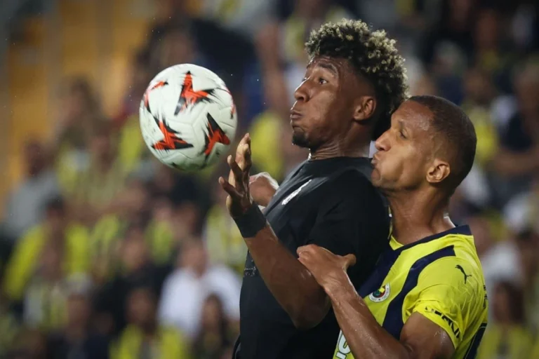 Becao en coupe d'Europe avec Fenerbahçe @Alamy