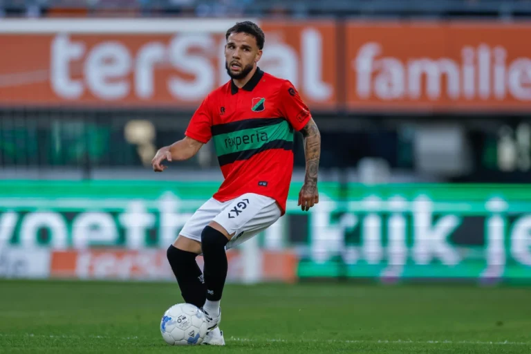 Calvin Verdonk dans le viseur de Lille @Alamy