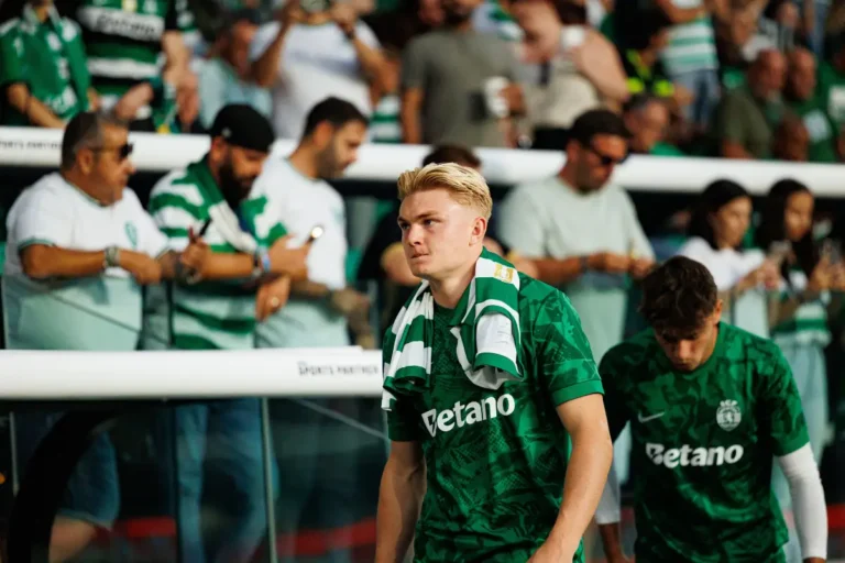 AC Milan : Conrad Harder dans le viseur,