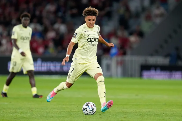 Eliesse Ben Seghir avec Monaco @Alamy