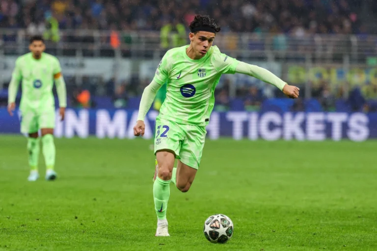 Hector Fort visé par le Paris FC ©Alamy