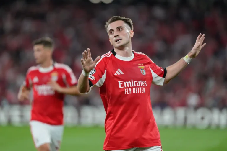 Il rejoint un club qu'il a éliminé en Ligue des champions