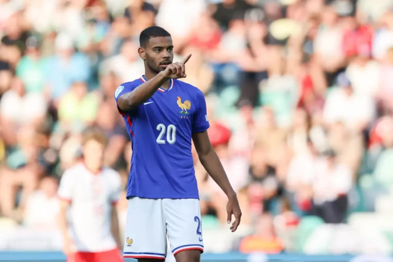 Inter : un milieu français débarque de Lens (Officiel)