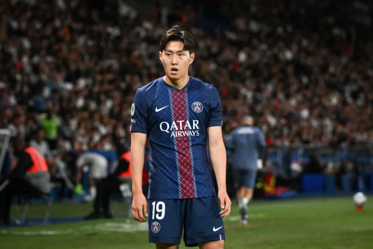 Kang-in Lee avec le PSG @Alamy