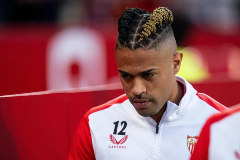 Mariano Díaz signe à Alavés