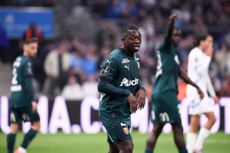 Nampalys Mendy avec le RC Lens @Alamy