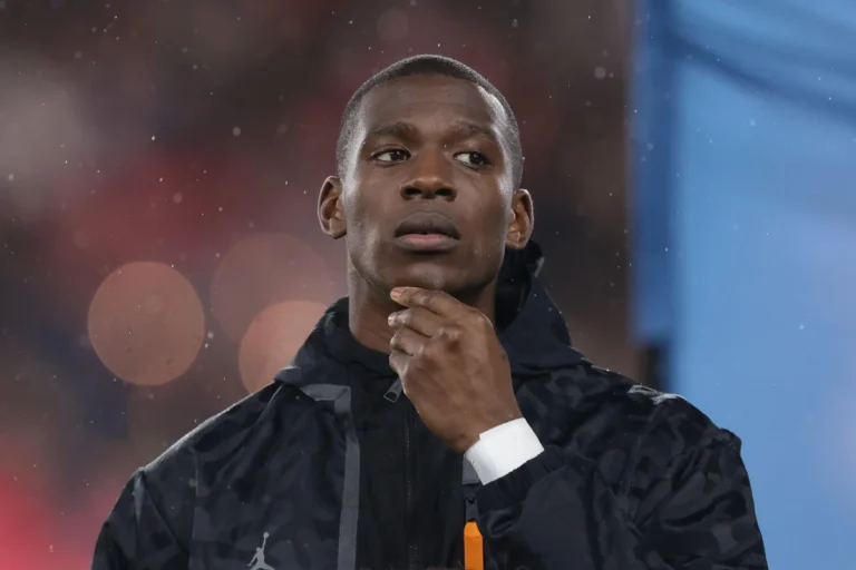 Nordi Mukiele signe à Sunderland ©Alamy