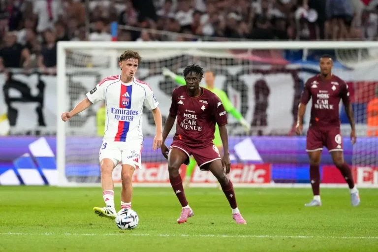 OL : Tyler Morton a du mal à se faire comprendre