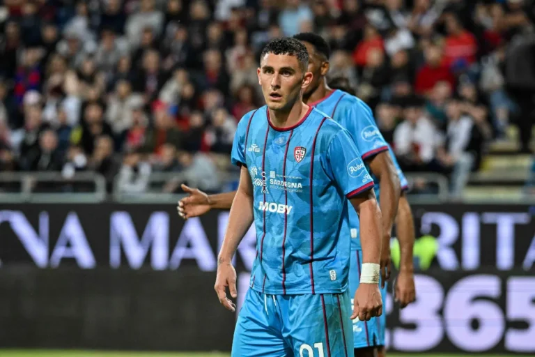 Roberto Piccoli avec Cagliari @Alamy