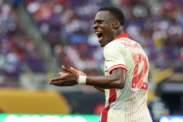 Tani Oluwaseyi visé par Villarreal ©Alamy