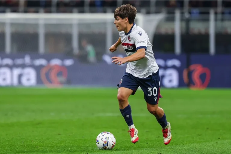 Benjamin Dominguez sous le maillot de Bologne @Alamy