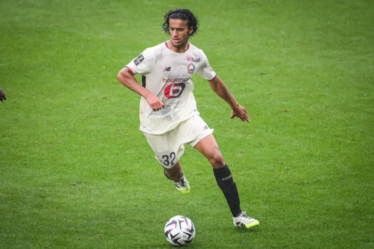 Ayyoub Bouaddi sous les couleurs de Lille ©Alamy