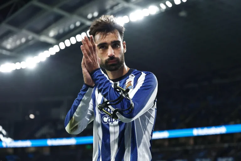 Brais Méndez avec la Real Sociedad @Alamy