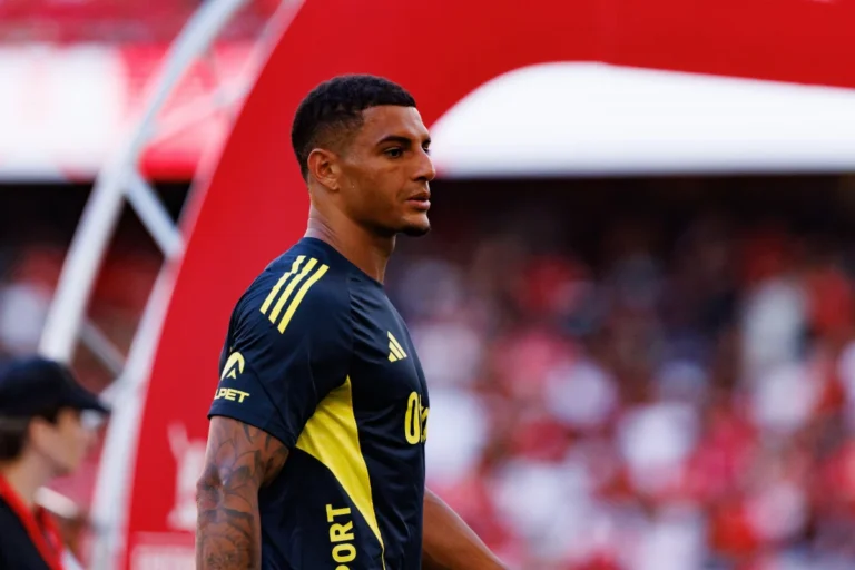 Diego Carlos avec Fenerbahçe @Alamy