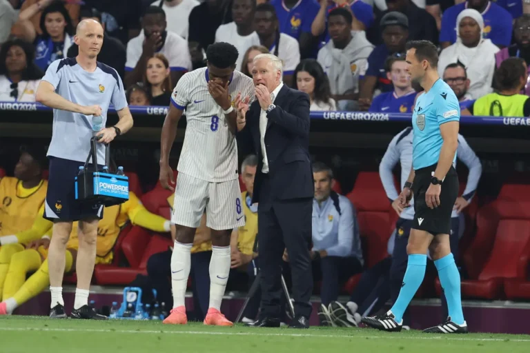 EDF : Le gilet pare-balles de Didier Deschamps