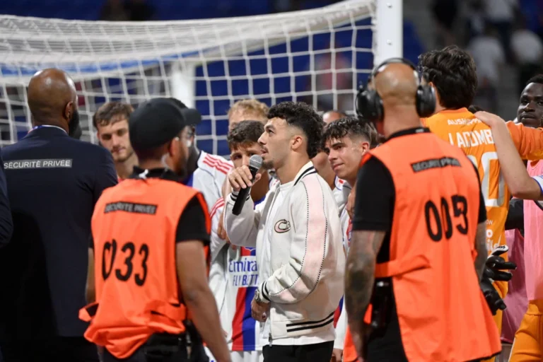 Georges Mikautadze signe à Villarreal ©Alamy